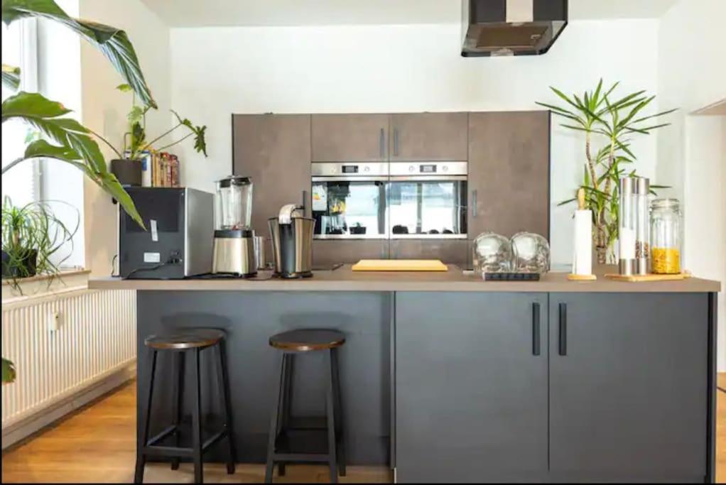Design Apartment Im Zentrum Von Nienburg! Нинбург Екстериор снимка